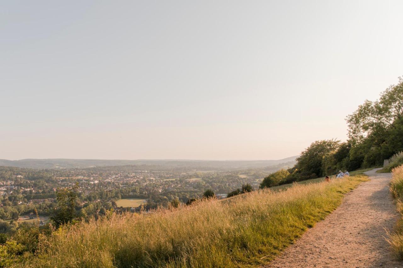 1 Bed Apartment - Redhill Central, Surrey, Gatwick #2 Eksteriør bilde