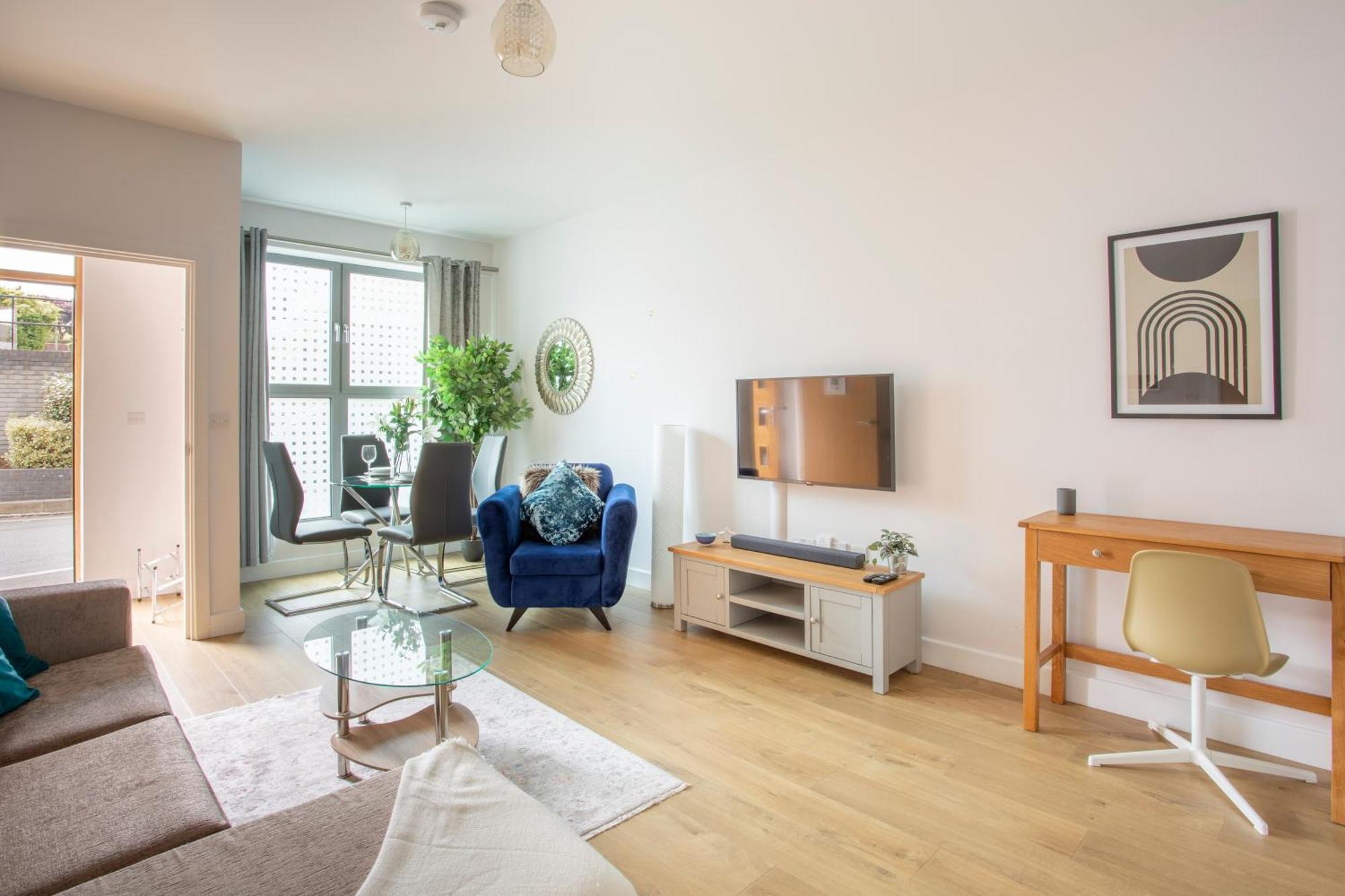 1 Bed Apartment - Redhill Central, Surrey, Gatwick #2 Eksteriør bilde